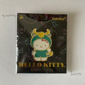Hello Kitty Enamel pin Taurus